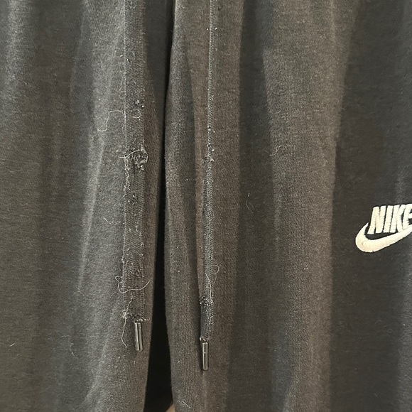 Nike Black Sweatpants - Picture 2 of 4